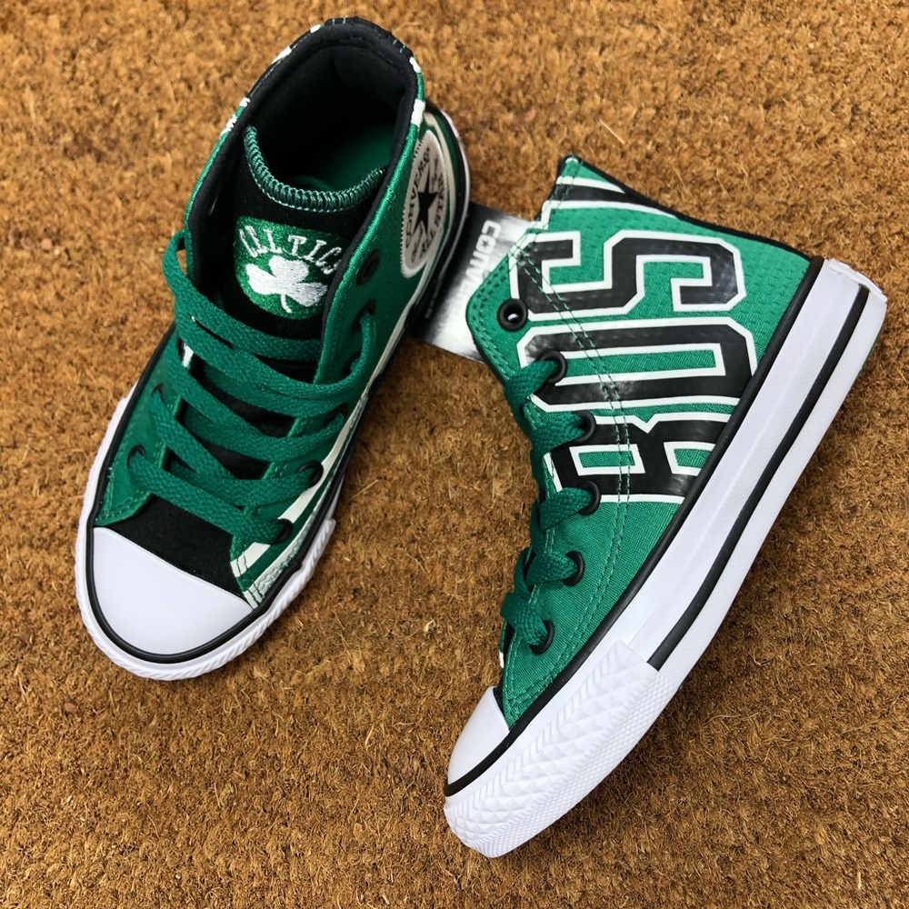 Converse Chuck Taylor Hi NWT Boston Celtic NWT